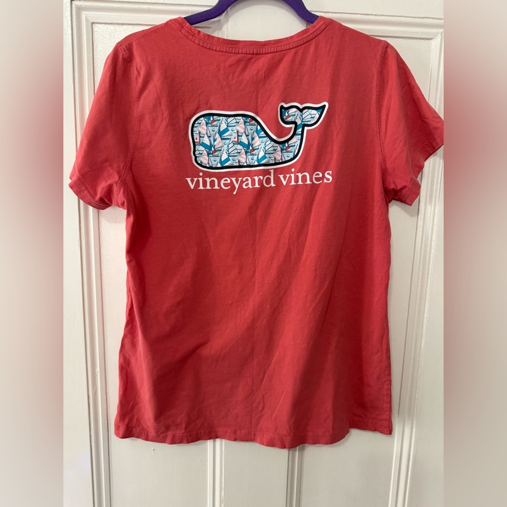 Coral red vineyard vines women’s T-shirt, size large